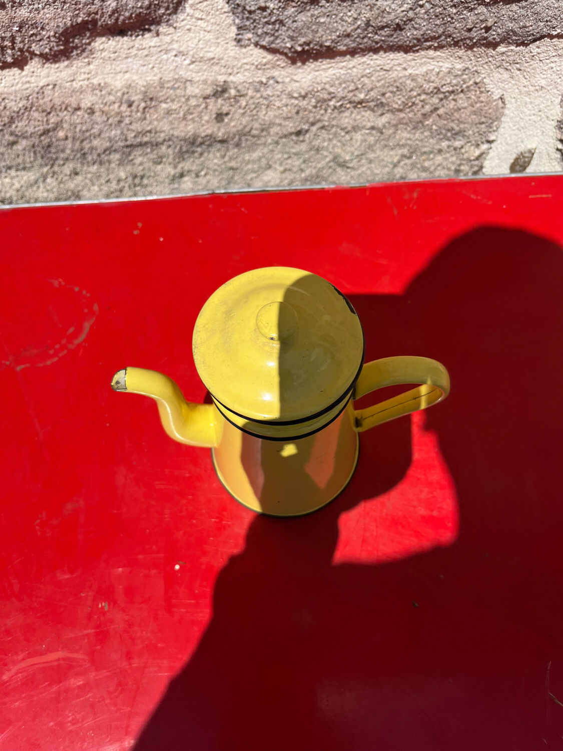 Enamelled coffee maker