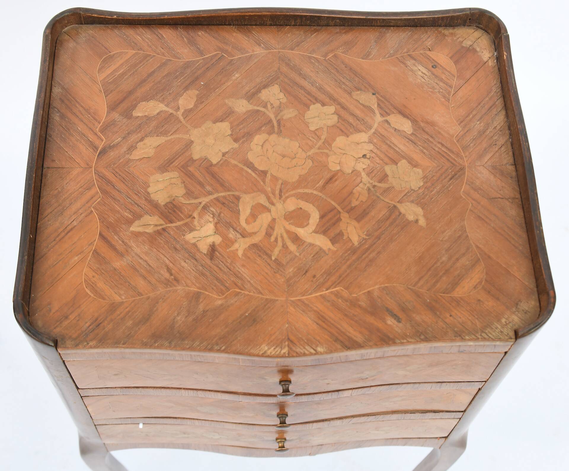 Paire de chevets en marqueterie de bois de rose
