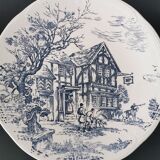 Decorative plate from Gien maison chasse