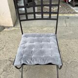 Set of 4 wrought iron chairs with seat cushions