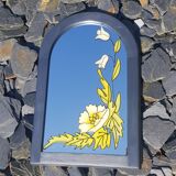 Half-moon mirror