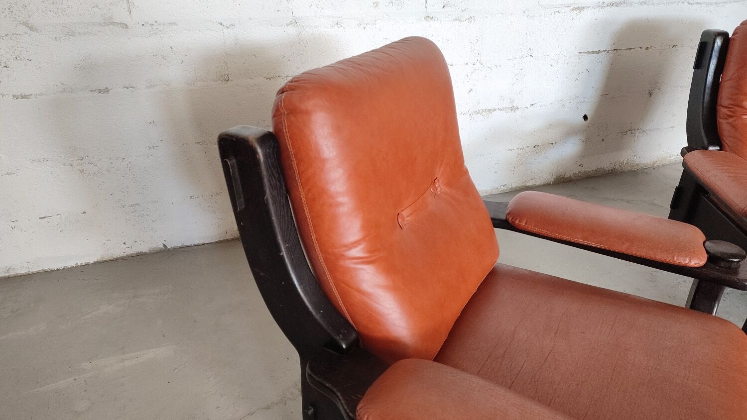 Paire de fauteuils brutalistes brésiliens