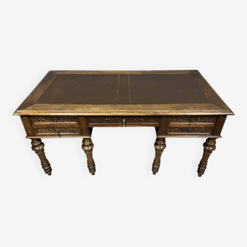 Renaissance style center desk with pulls in walnut / 248cm