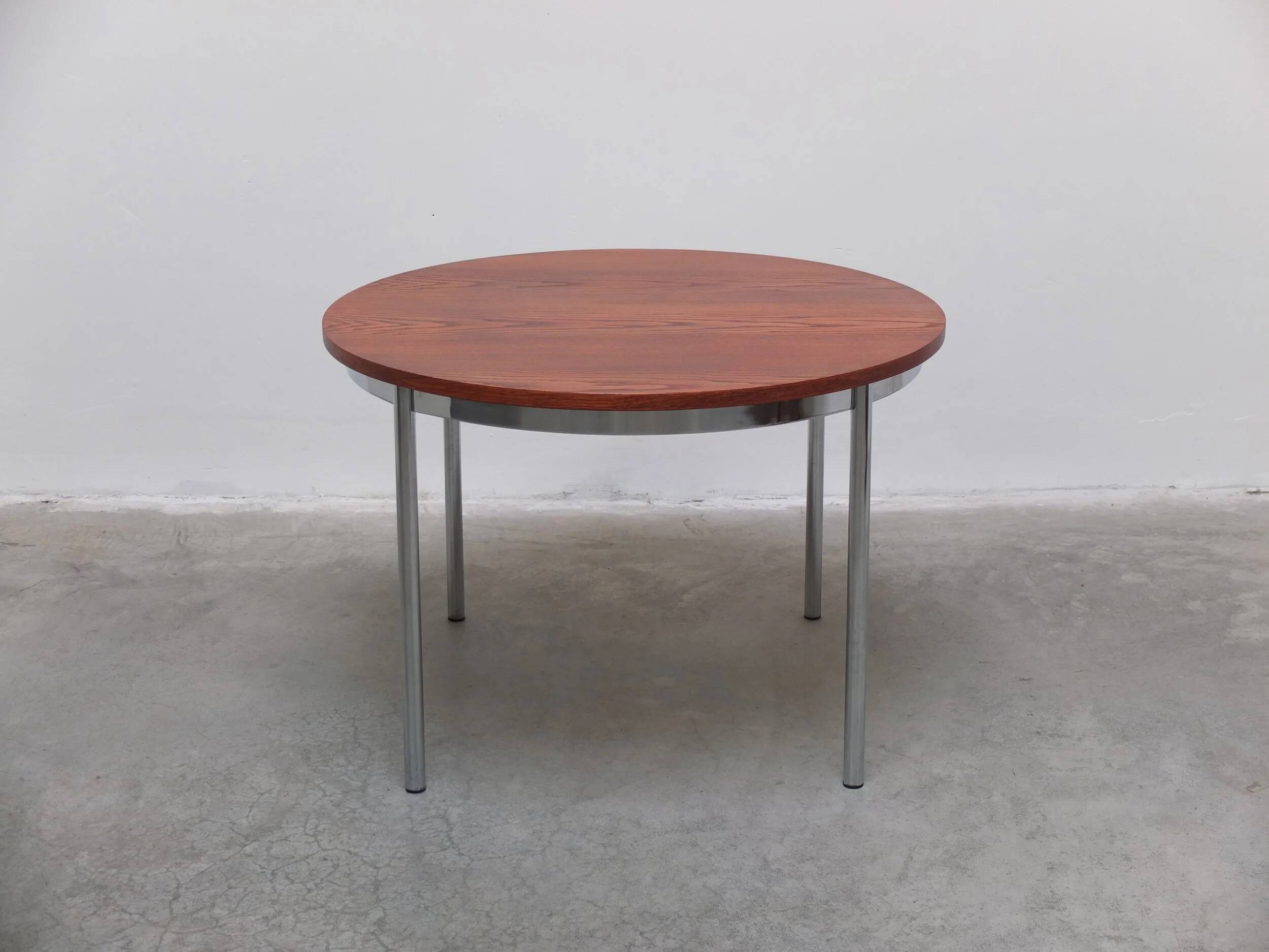Round dining table in the style of Alfred Hendrickx, 1960s
