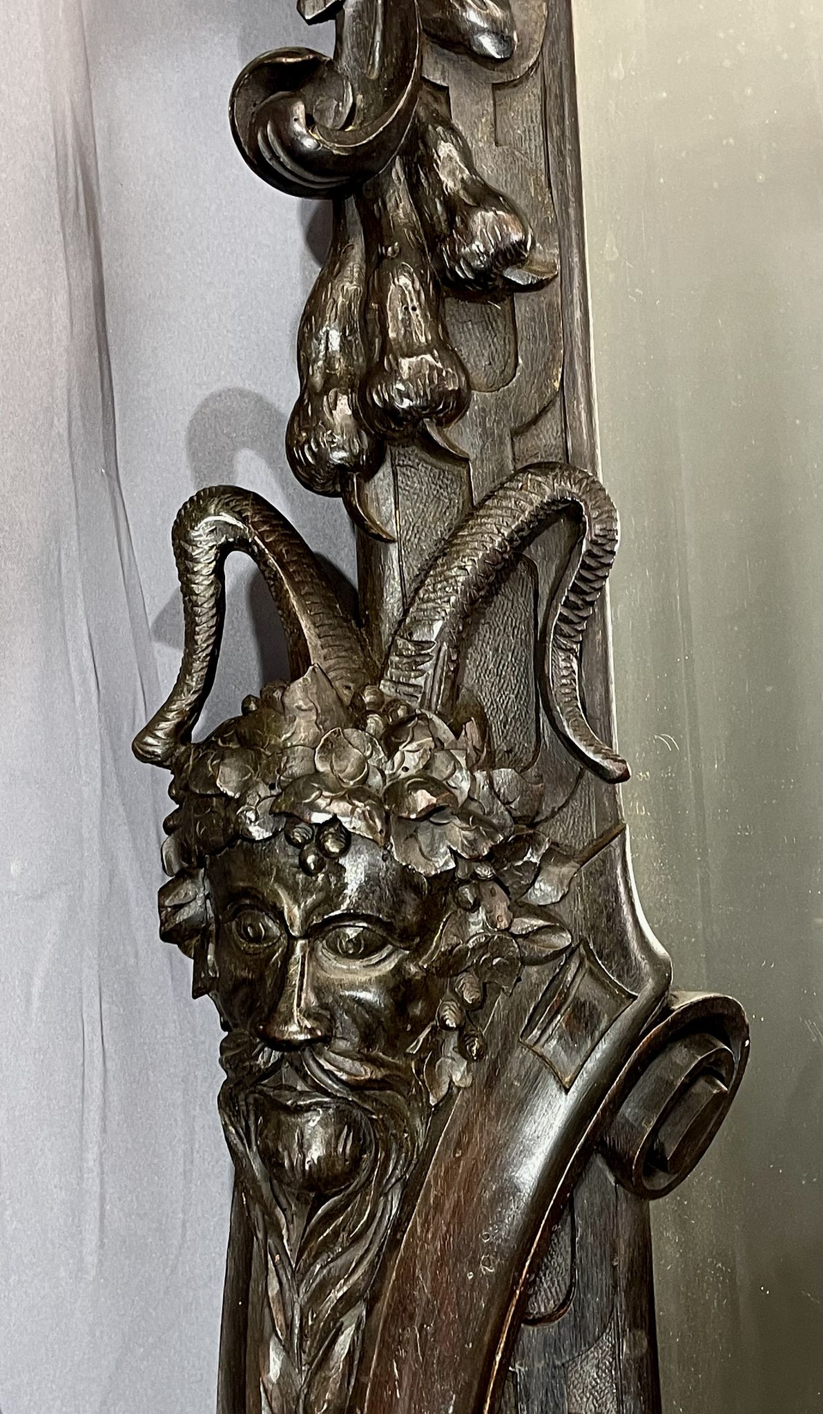 Mirror 191x122 cm period XIXth in natural wood, decoration of chimeras, satyrs
