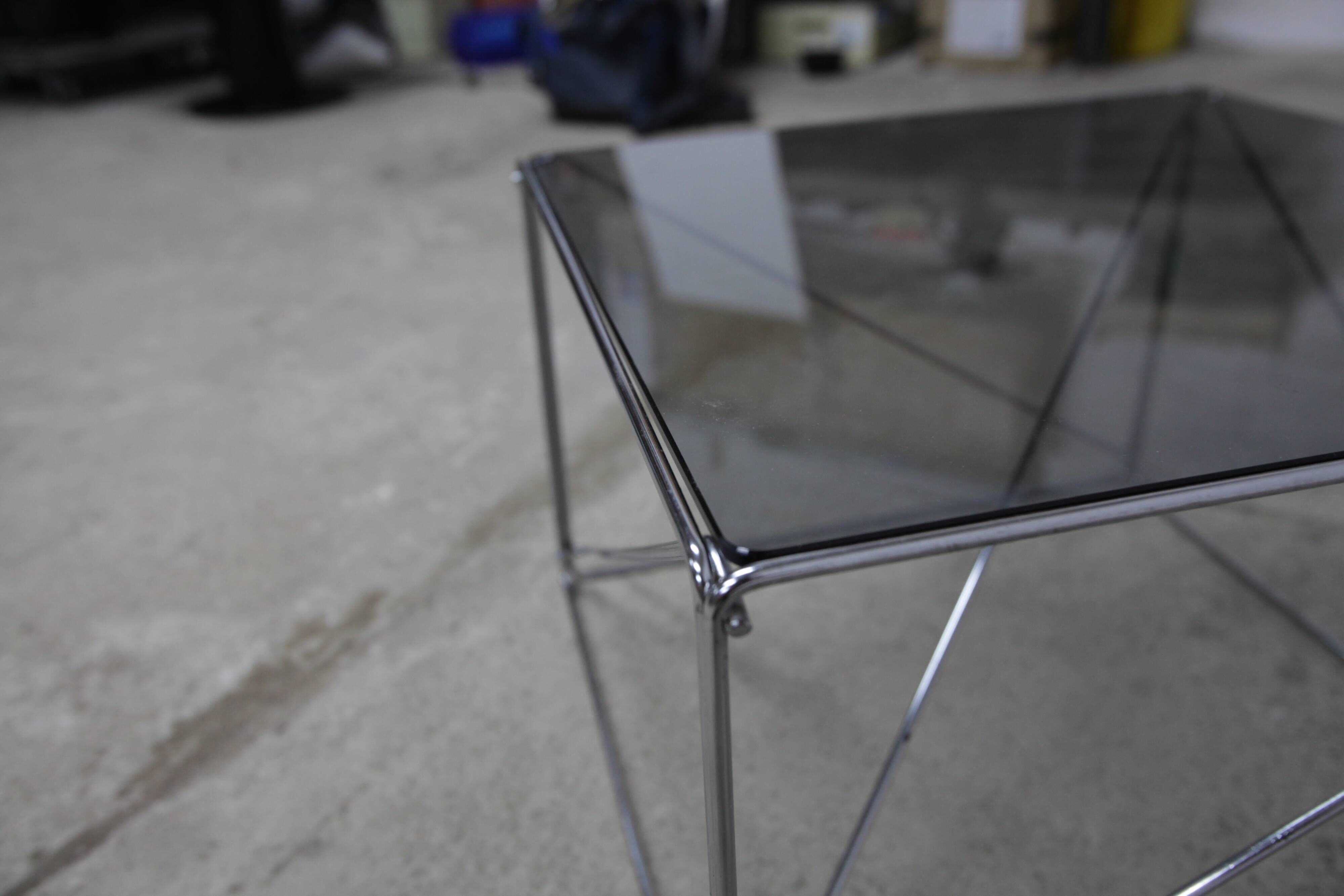 Table basse par max Sauze collection Isocèle 1970 plateau verr