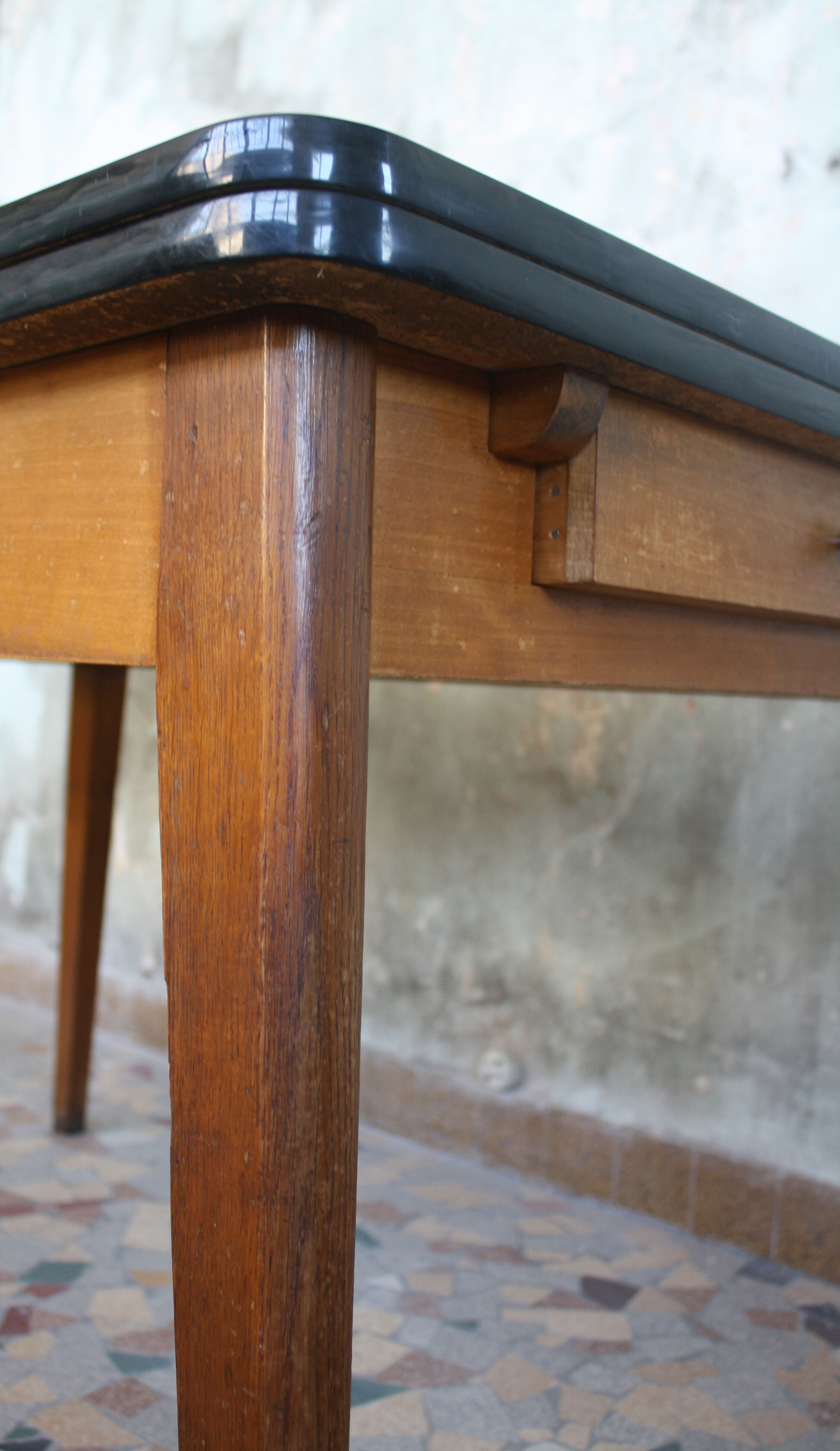 Table vintage formica and wood