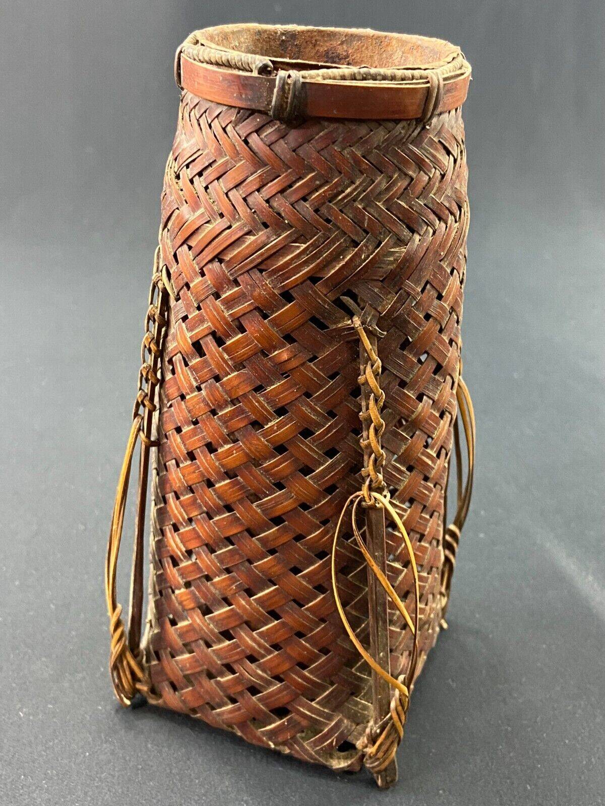 Hanakago vase in woven bamboo for Ikebana Japan late 19th century