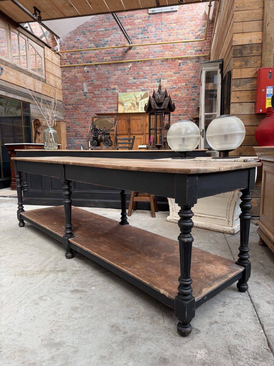 Draper's table early 20th century