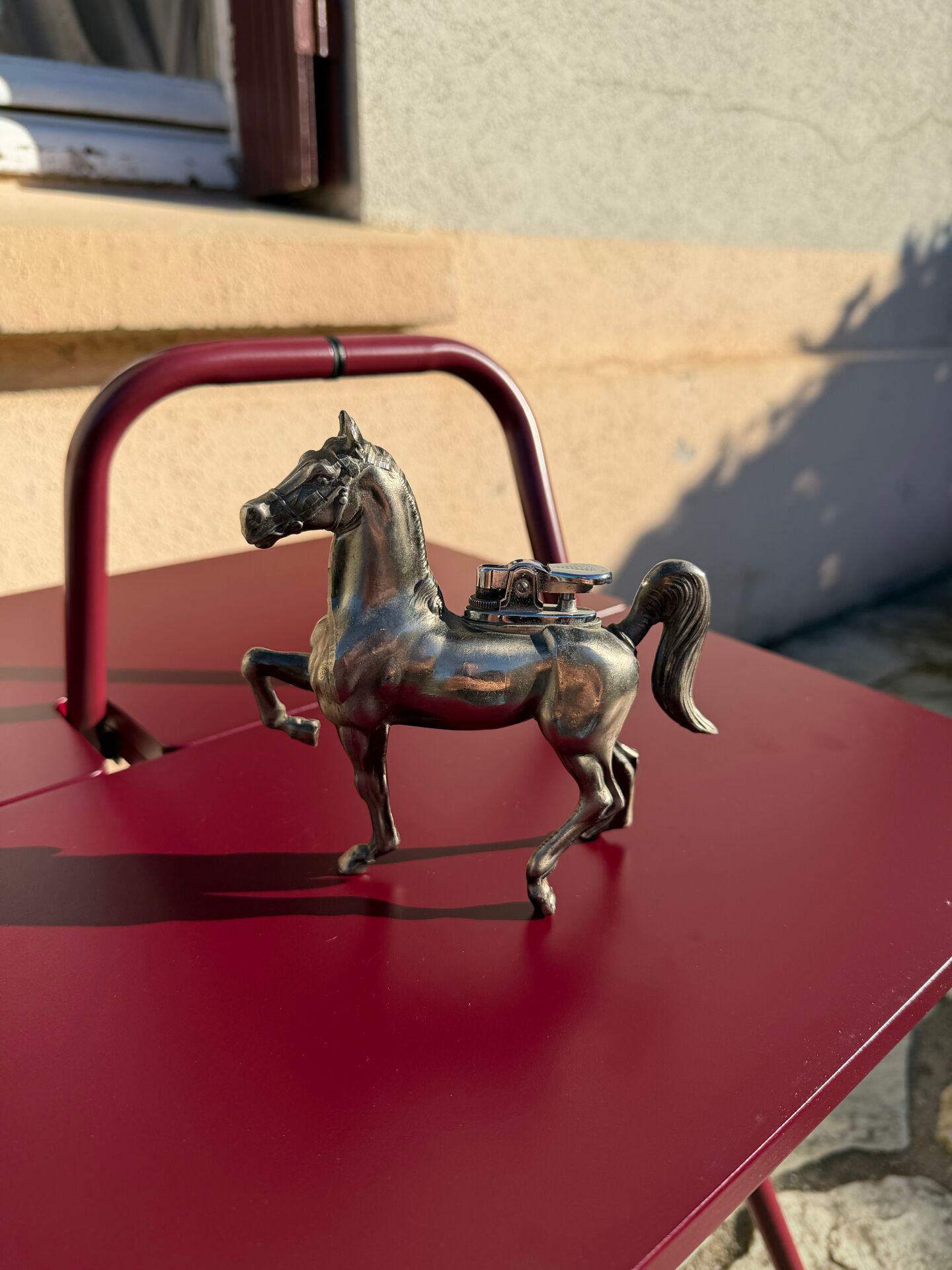 Briquet métal  forme cheval vintage