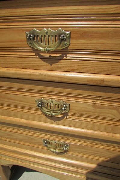 Armoire penderie des années 50 en orme