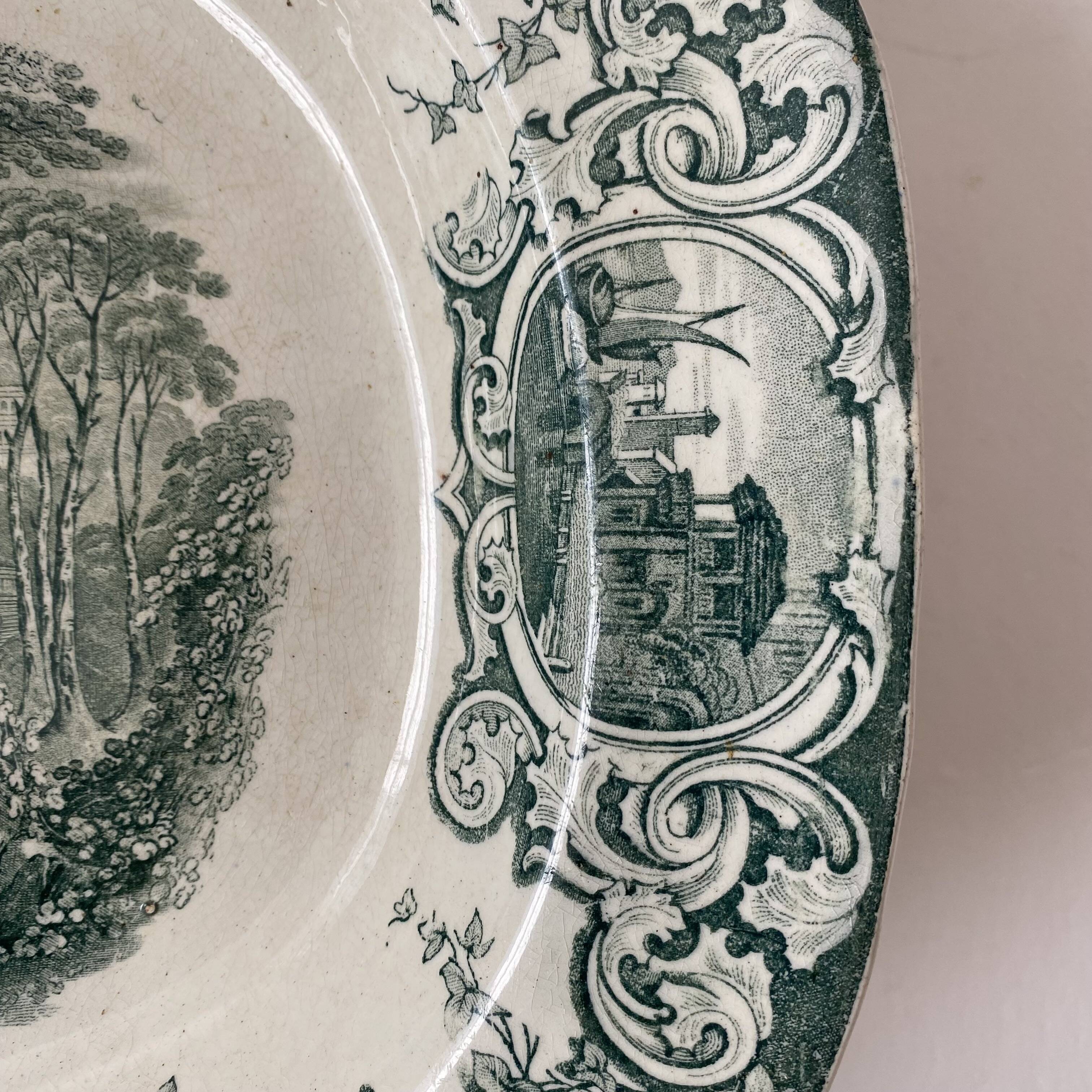 Ironware plate with antique decoration