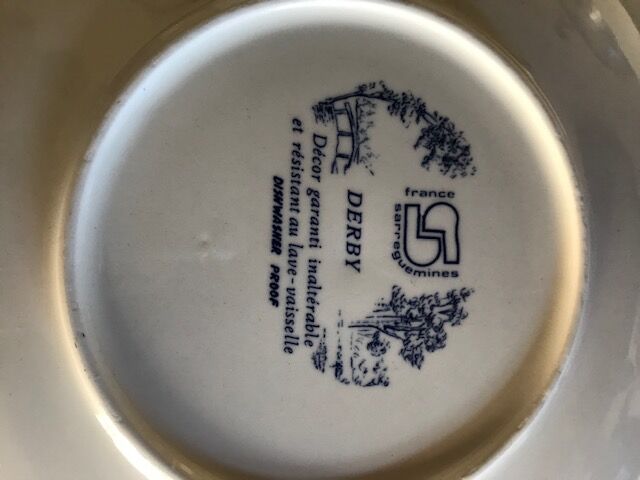 Two small plates faience Sarreguemines model derby