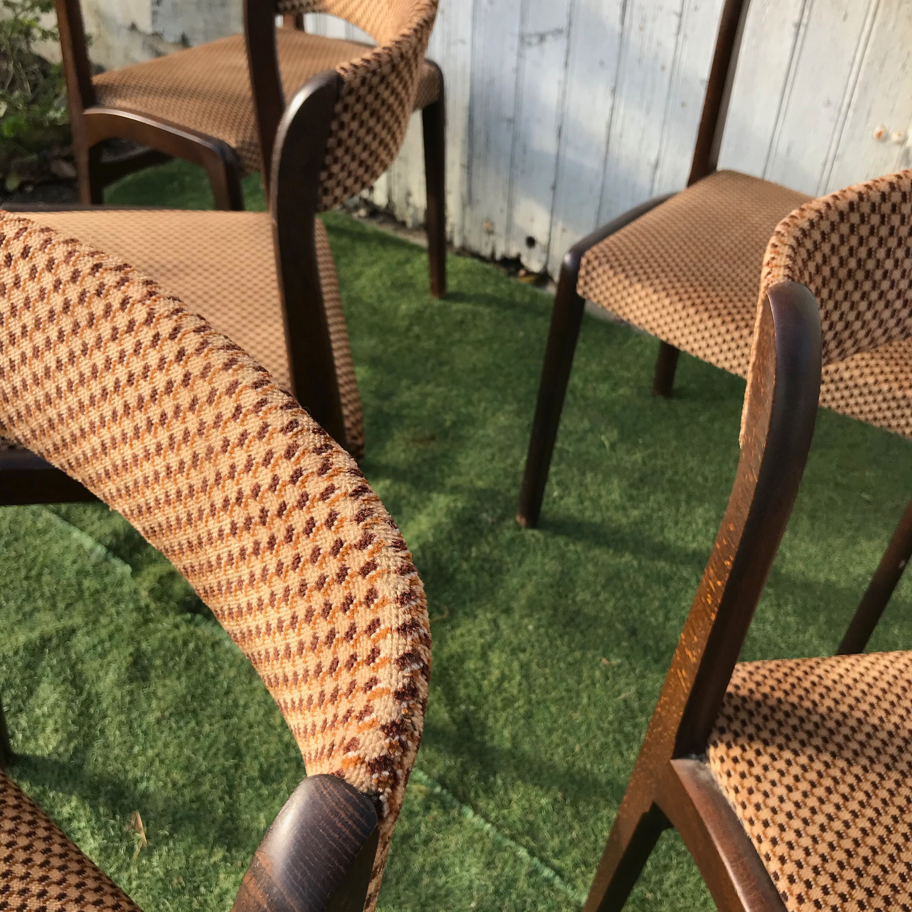 Set of 6 vintage chairs