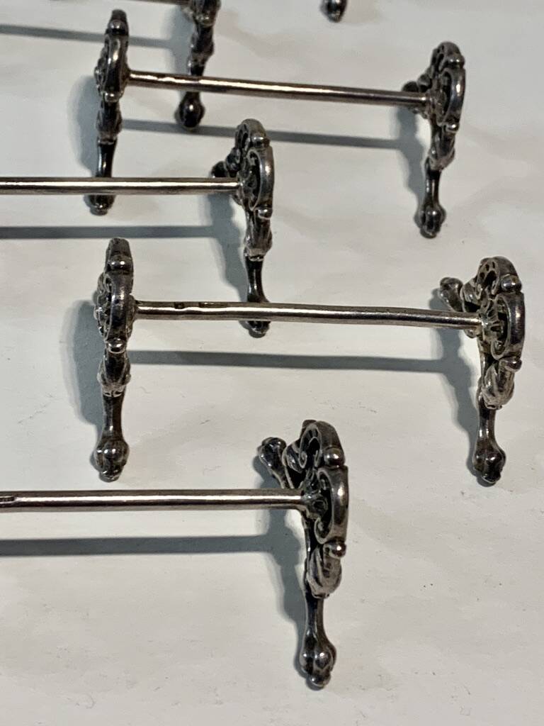 6 silver metal lion paw knife holders