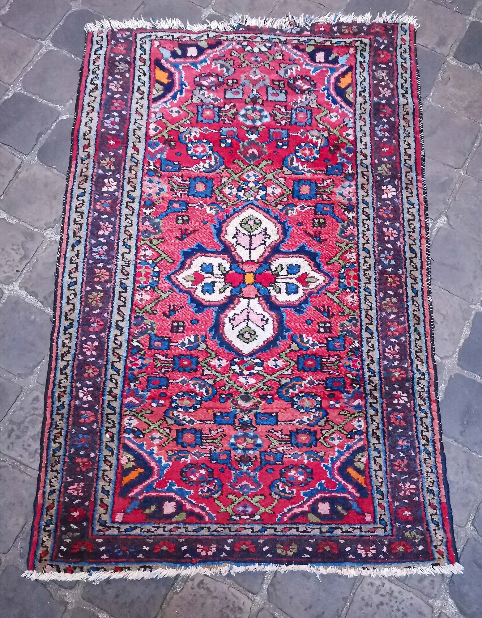 Hamadan vintage handmade oriental carpet 126 x 80 cm