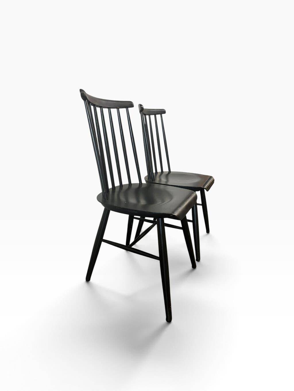 Set of 2 vintage black spindle wooden chairs