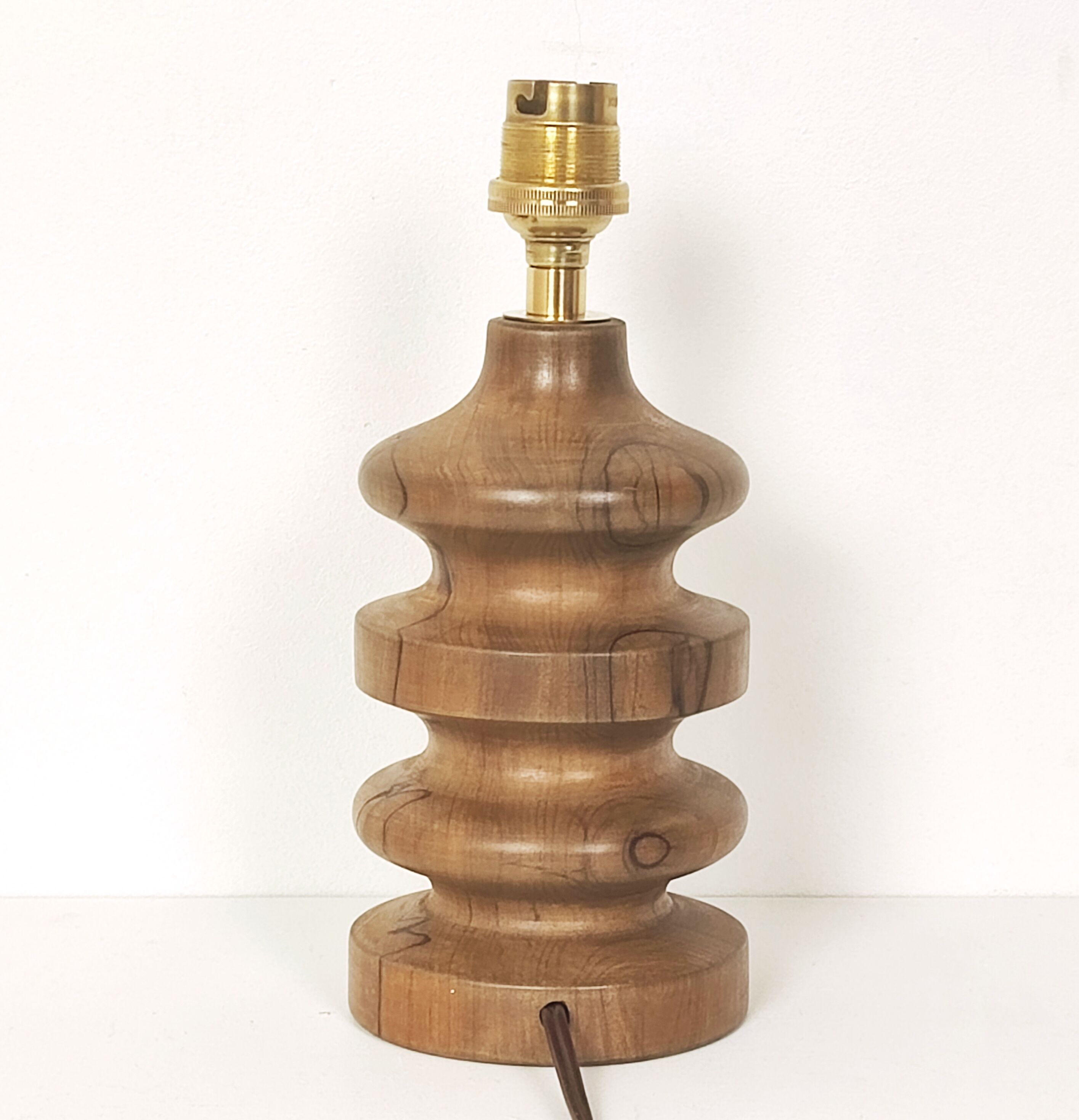 Lampe bois et corde