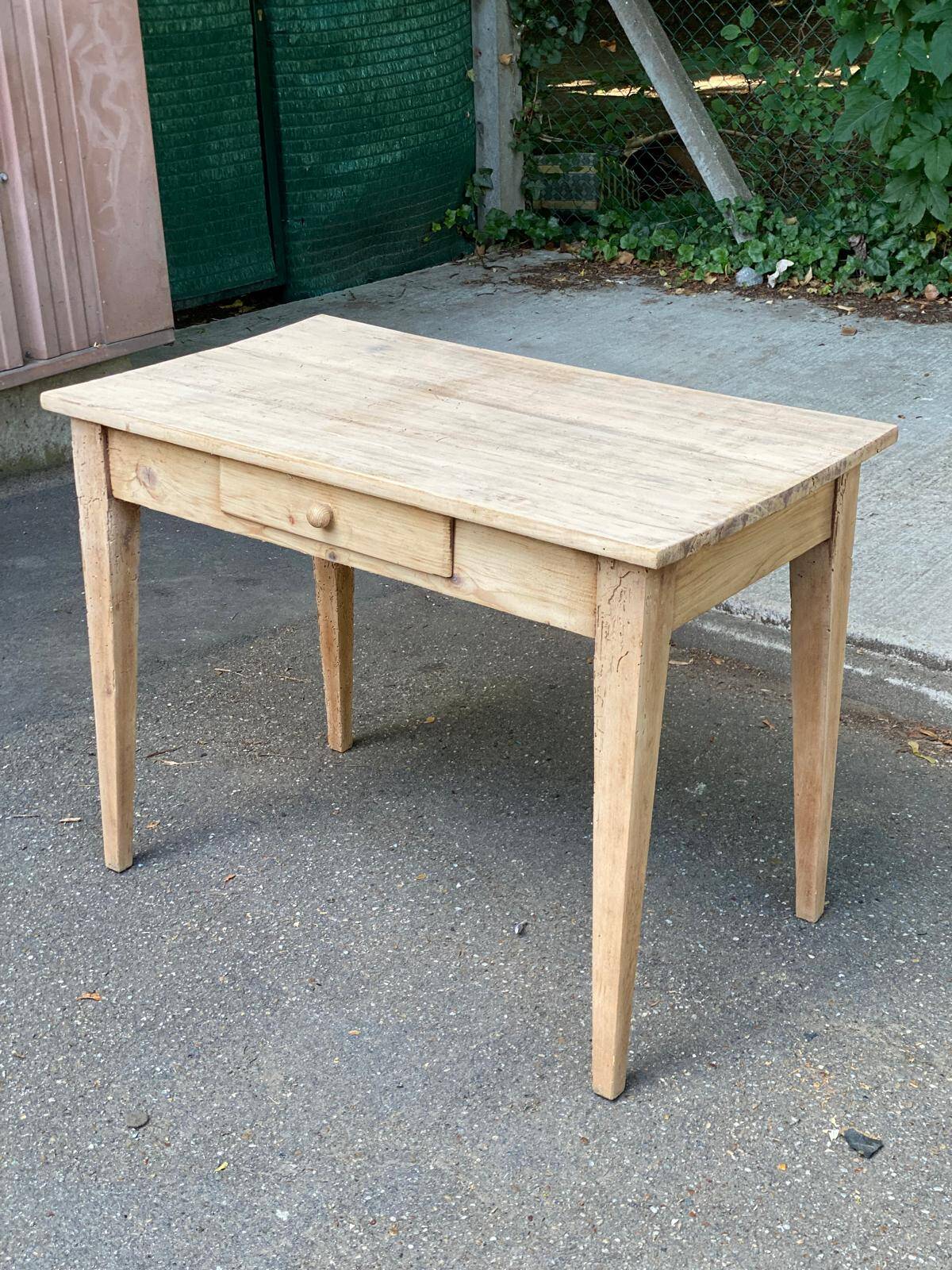 Renovated Parisian desk in solid wood with drawer