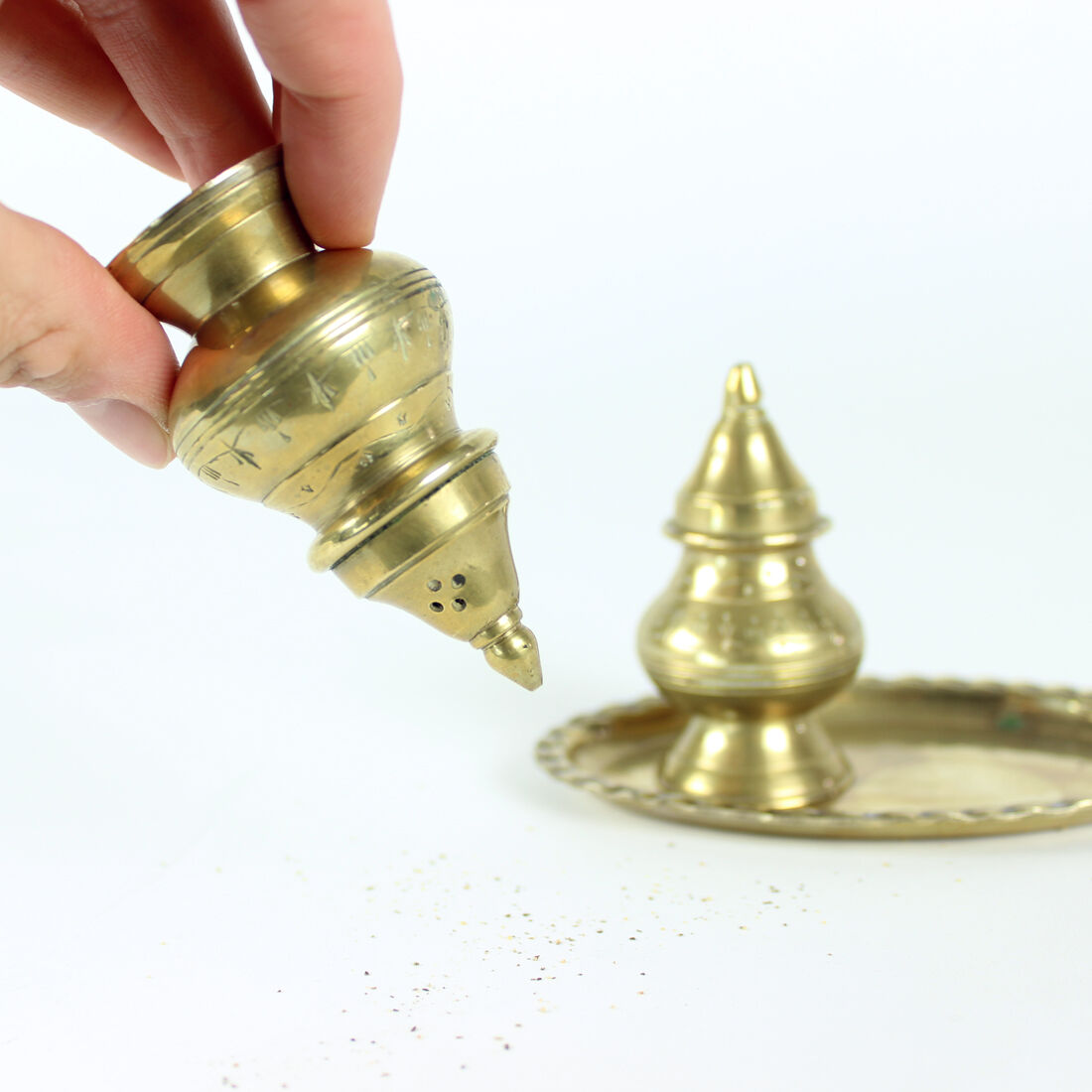 Salière et poivrière en laiton, années 1970