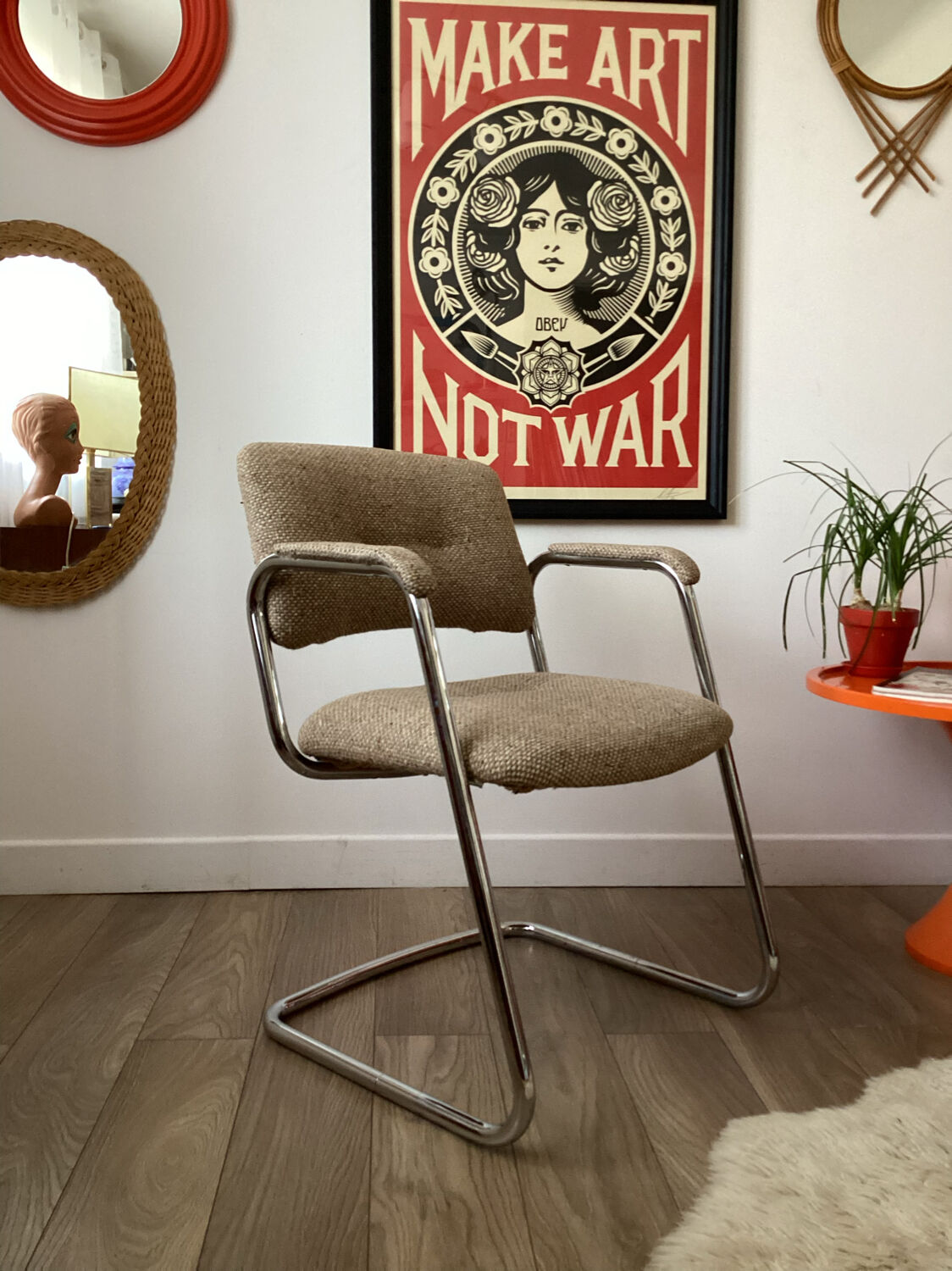 Strafor armchair