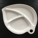Plat feuille  en faïence blanche