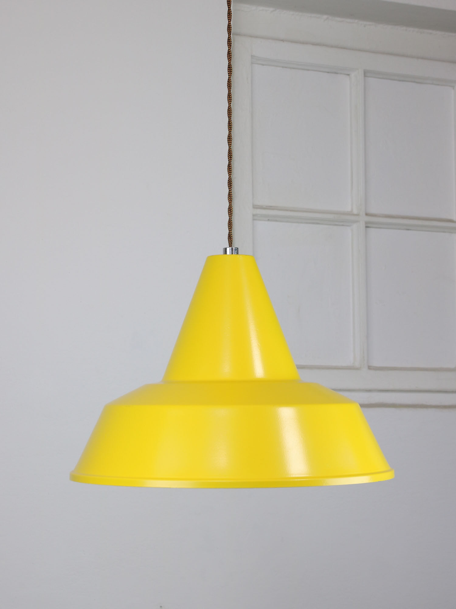 Vintage yellow metal lamp