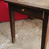 Oak farm table with 2 drawers