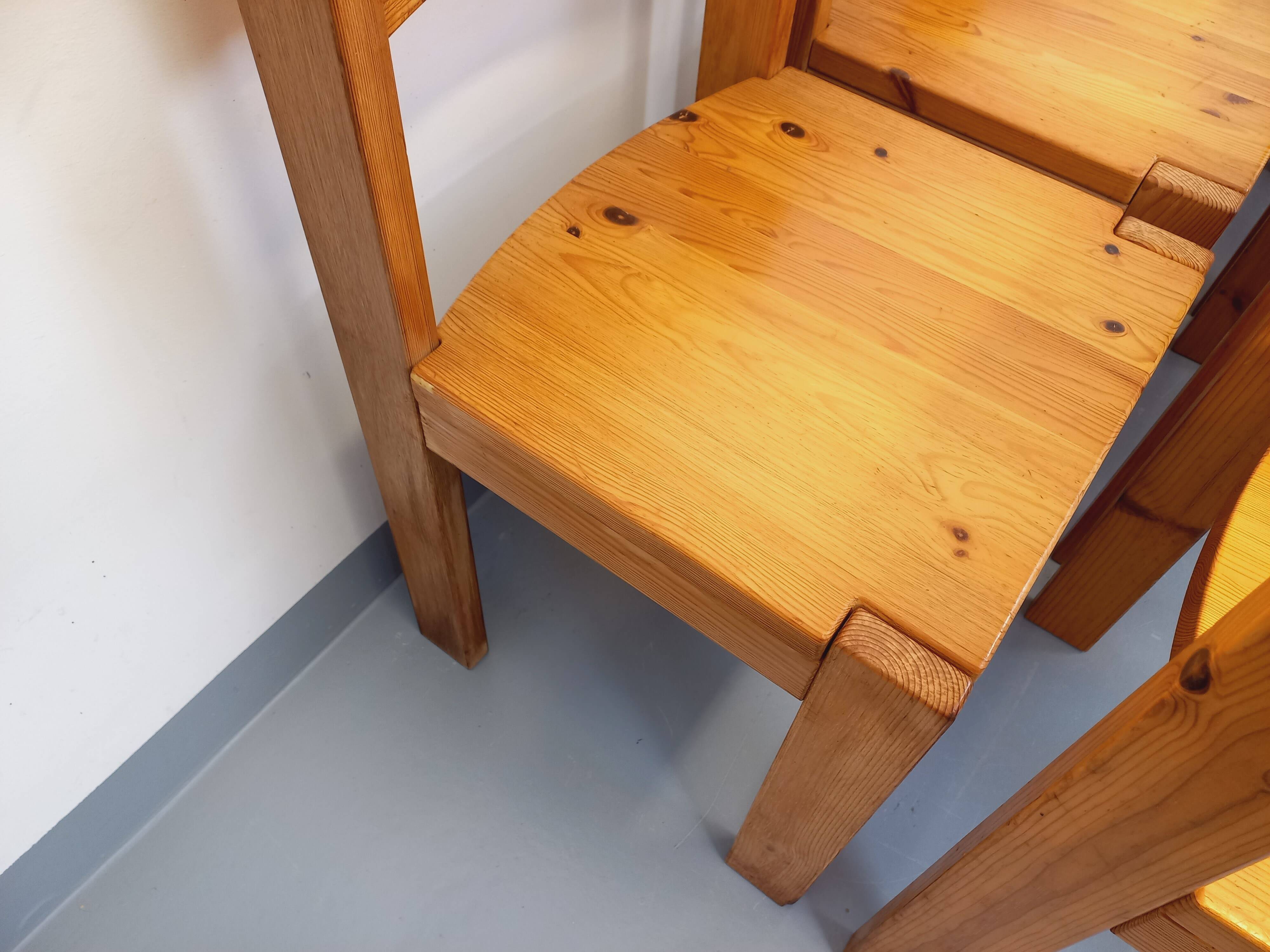 Set of 8 vintage Scandinavian chairs by Ilmari Tapiovaara for Asko in pine