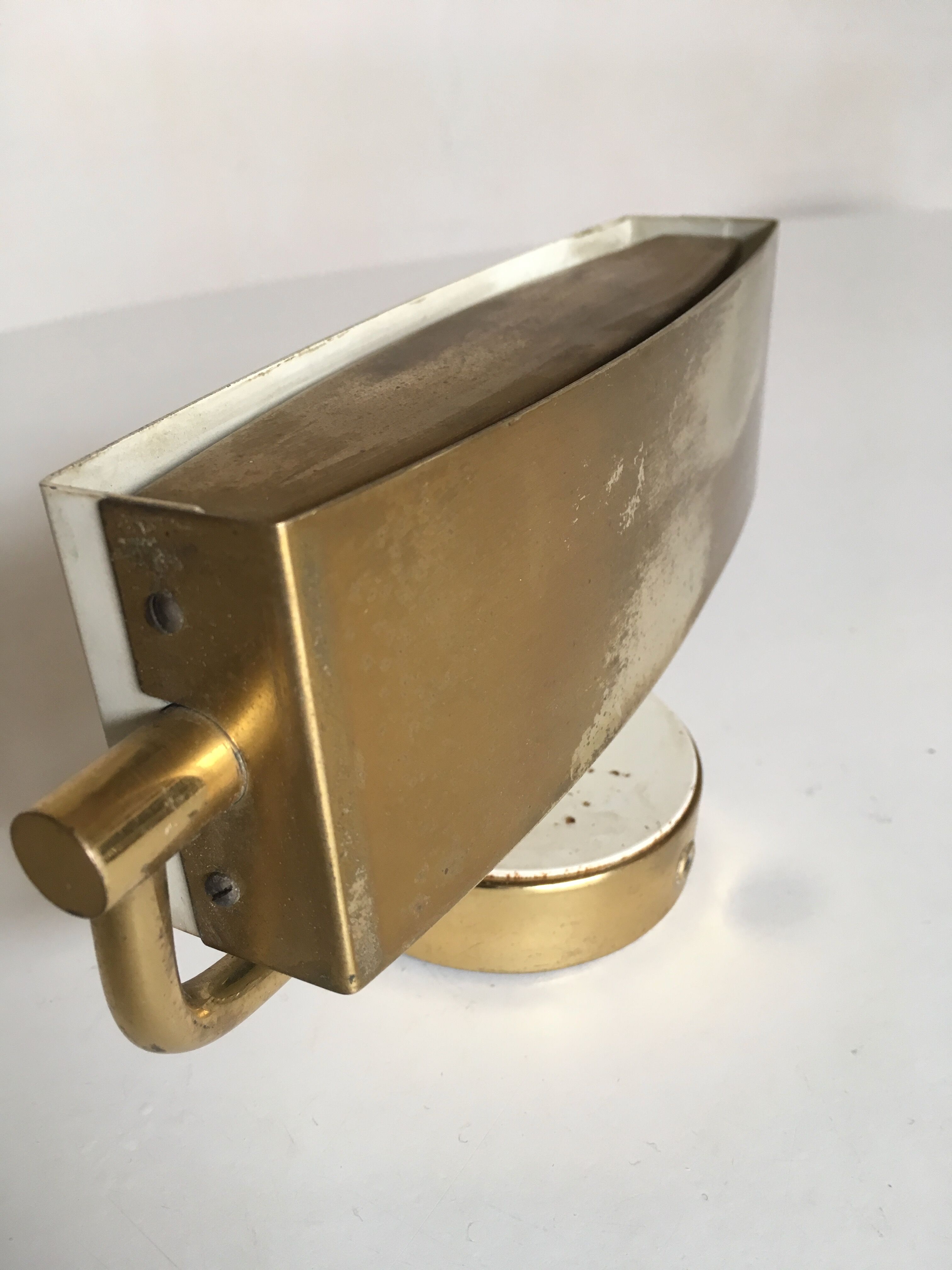 60s swivel eye wall light