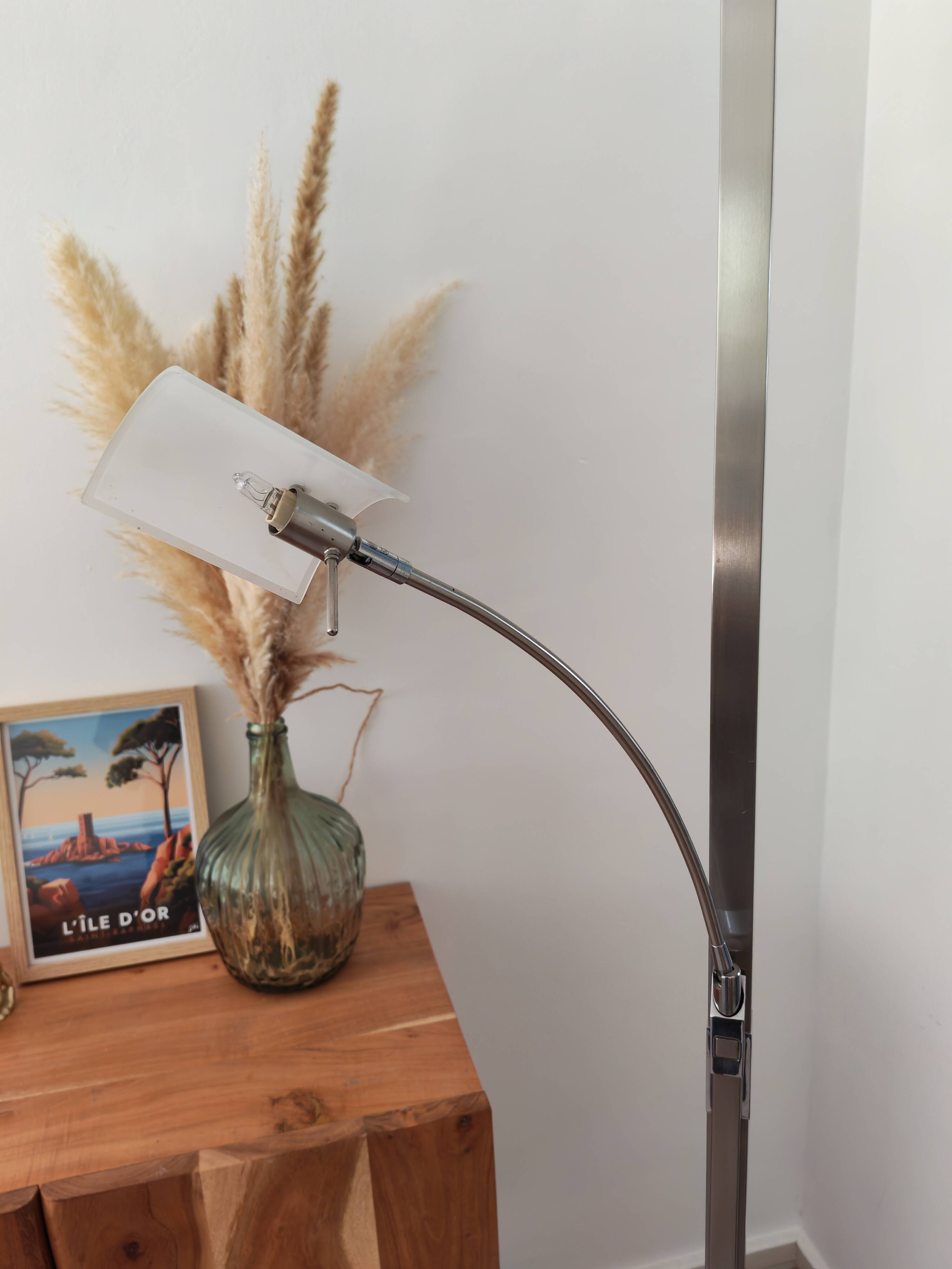 Basin lamp