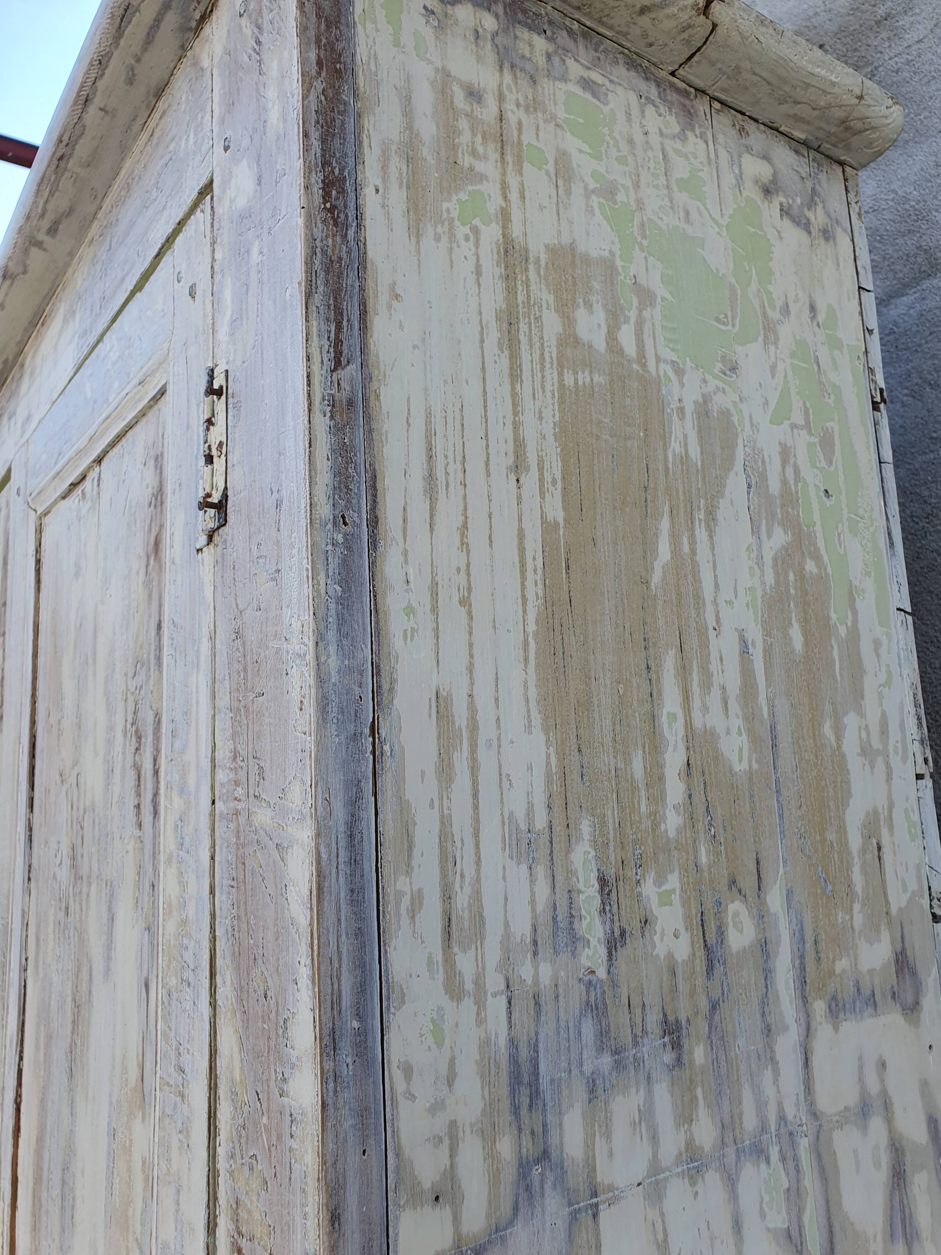 Armoire