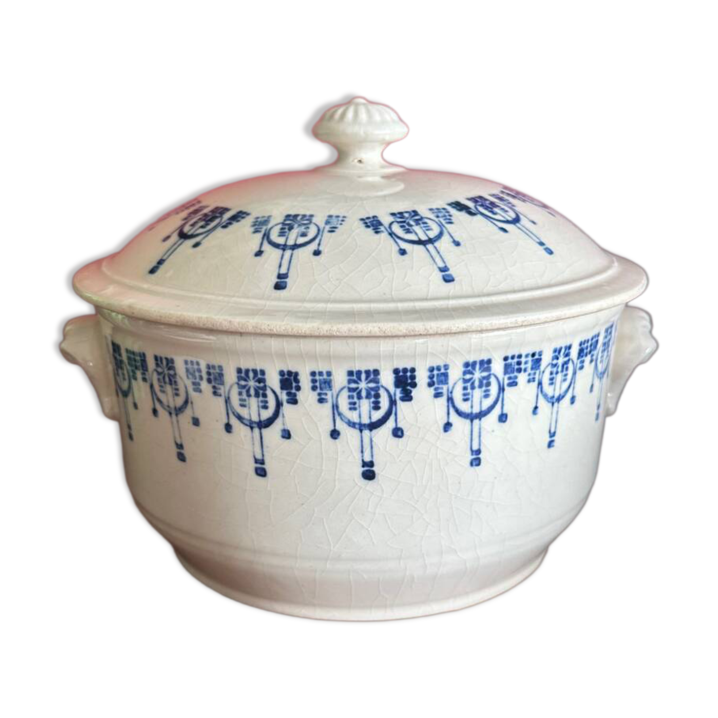 Dish - vegetable dish / soup tureen