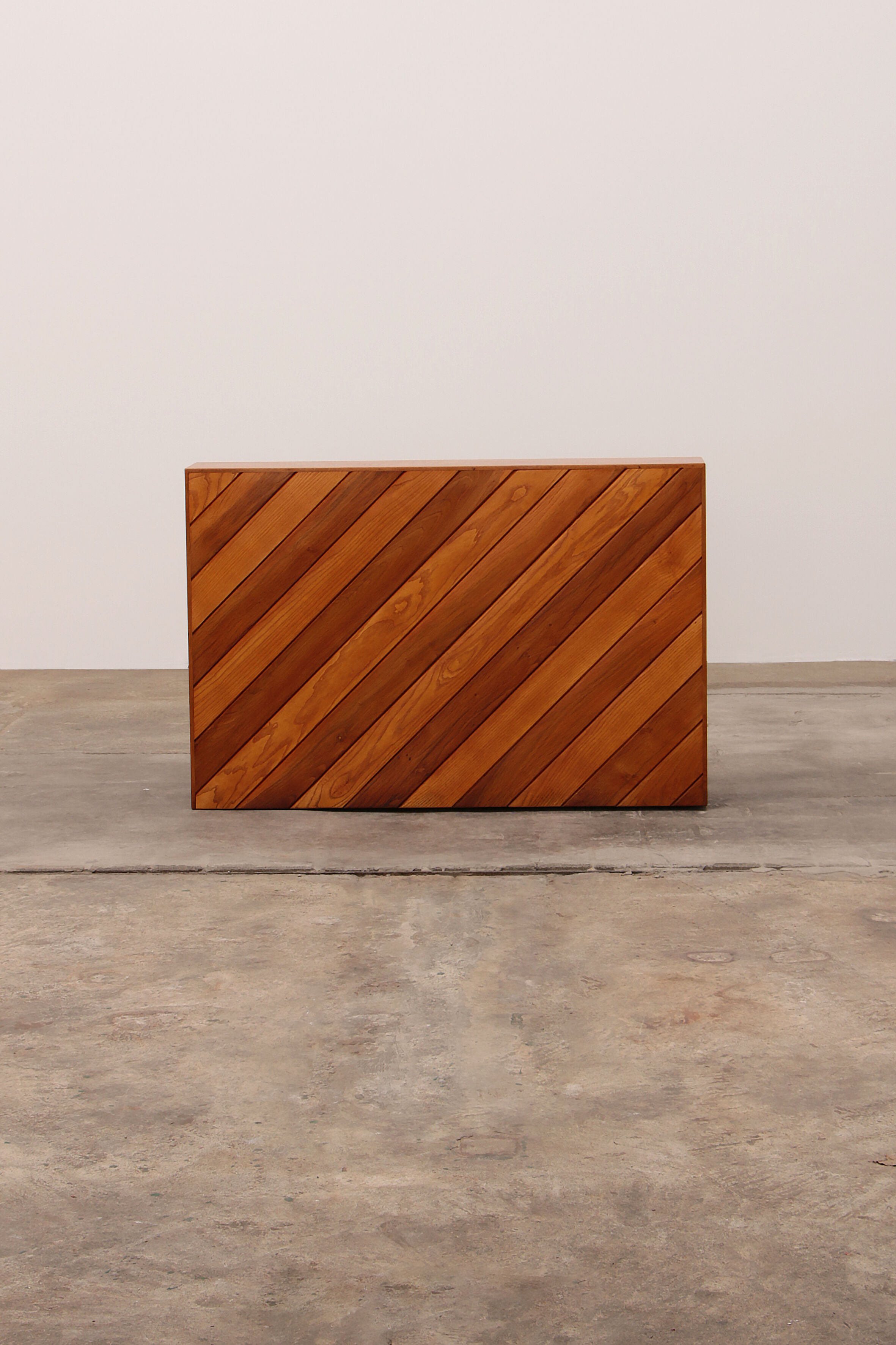 Modular beech set of two room dividers with benches, 1970 Italy