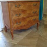 Commode 3 tiroirs style Louis XV en bois massif