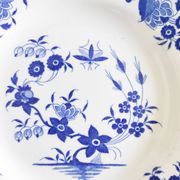 Dessert plate Boch Frères model Grand Bouquet