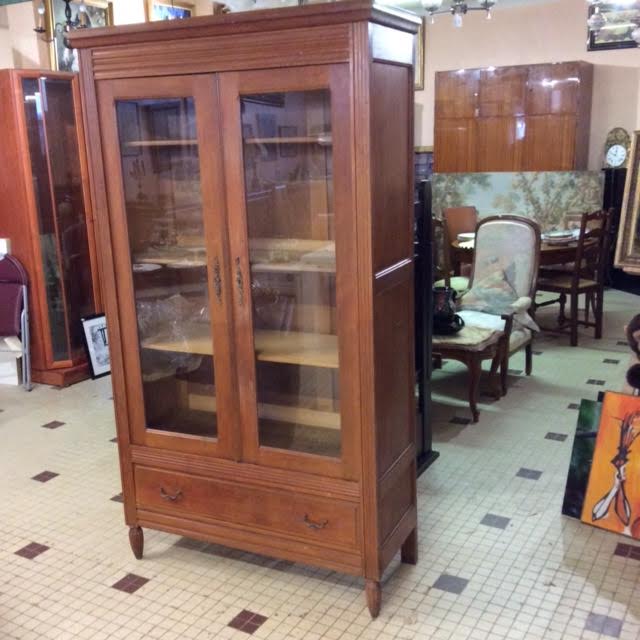 Bookcase 2 doors 1 drawer