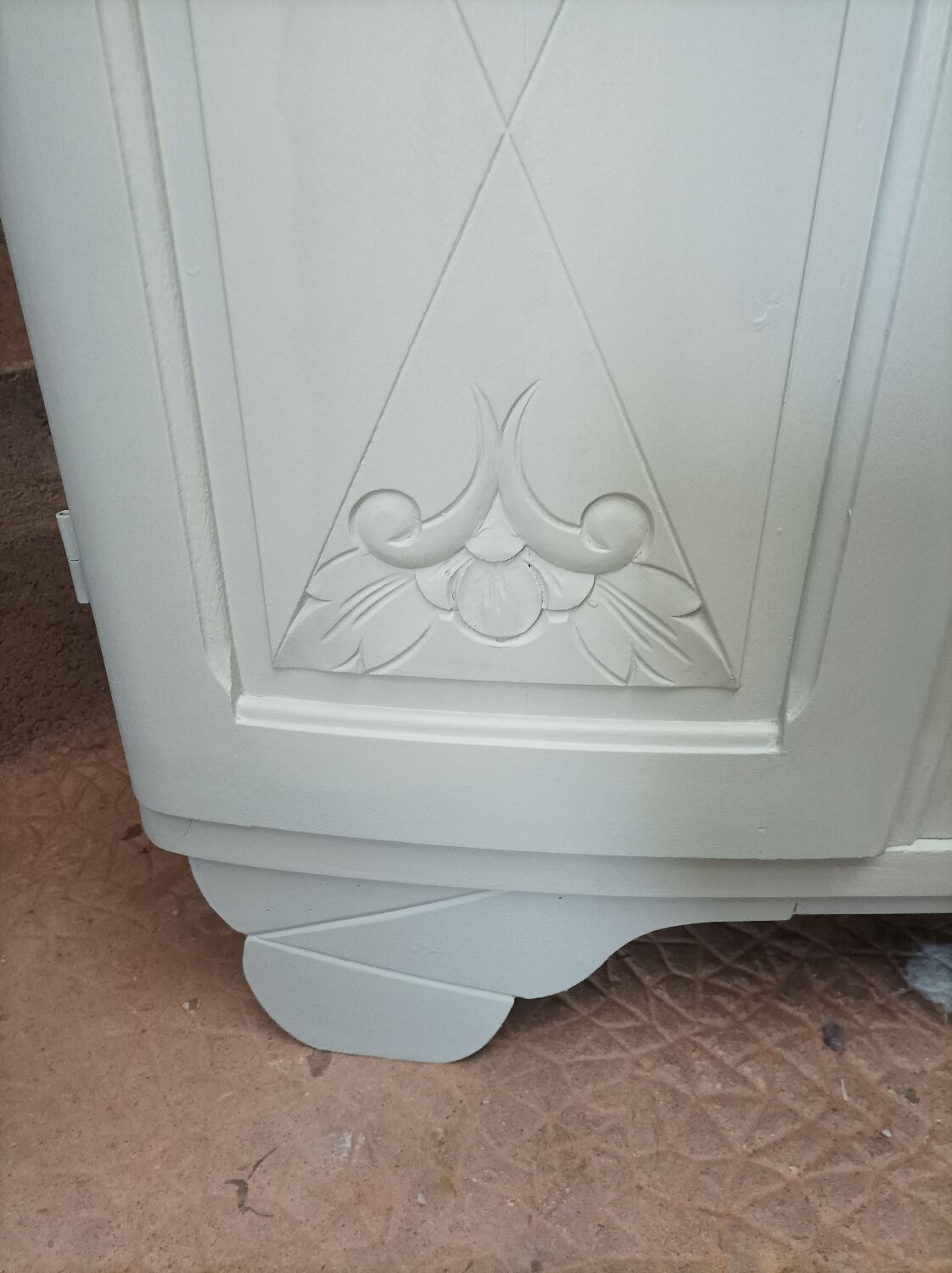 Beautiful Art Deco wardrobe from the period.