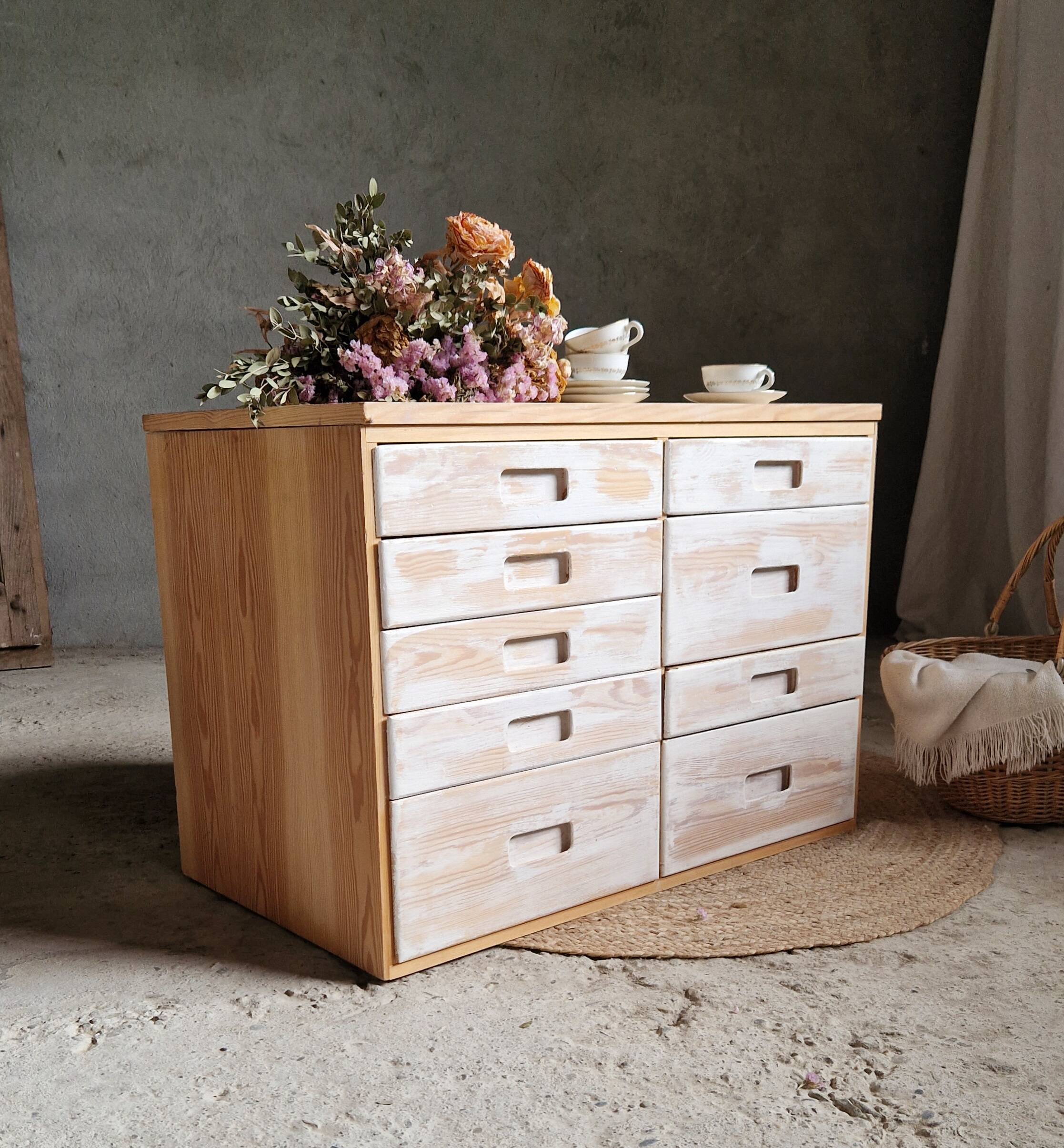 Nice storage cabinet