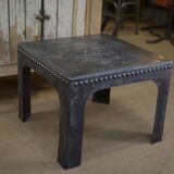 Coffee table in riveted and galvanized metal