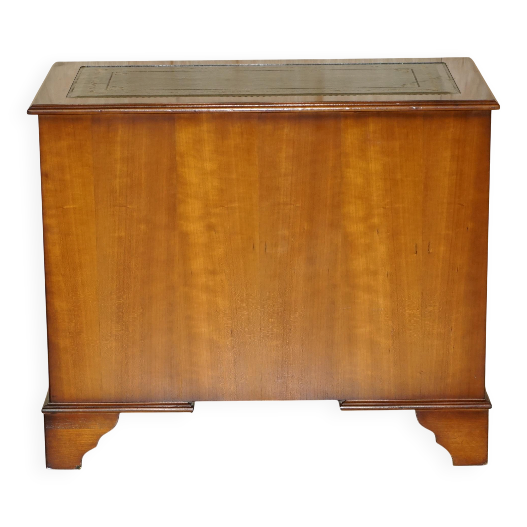 Bureau à deux caissons en bois de if frisé et cuir