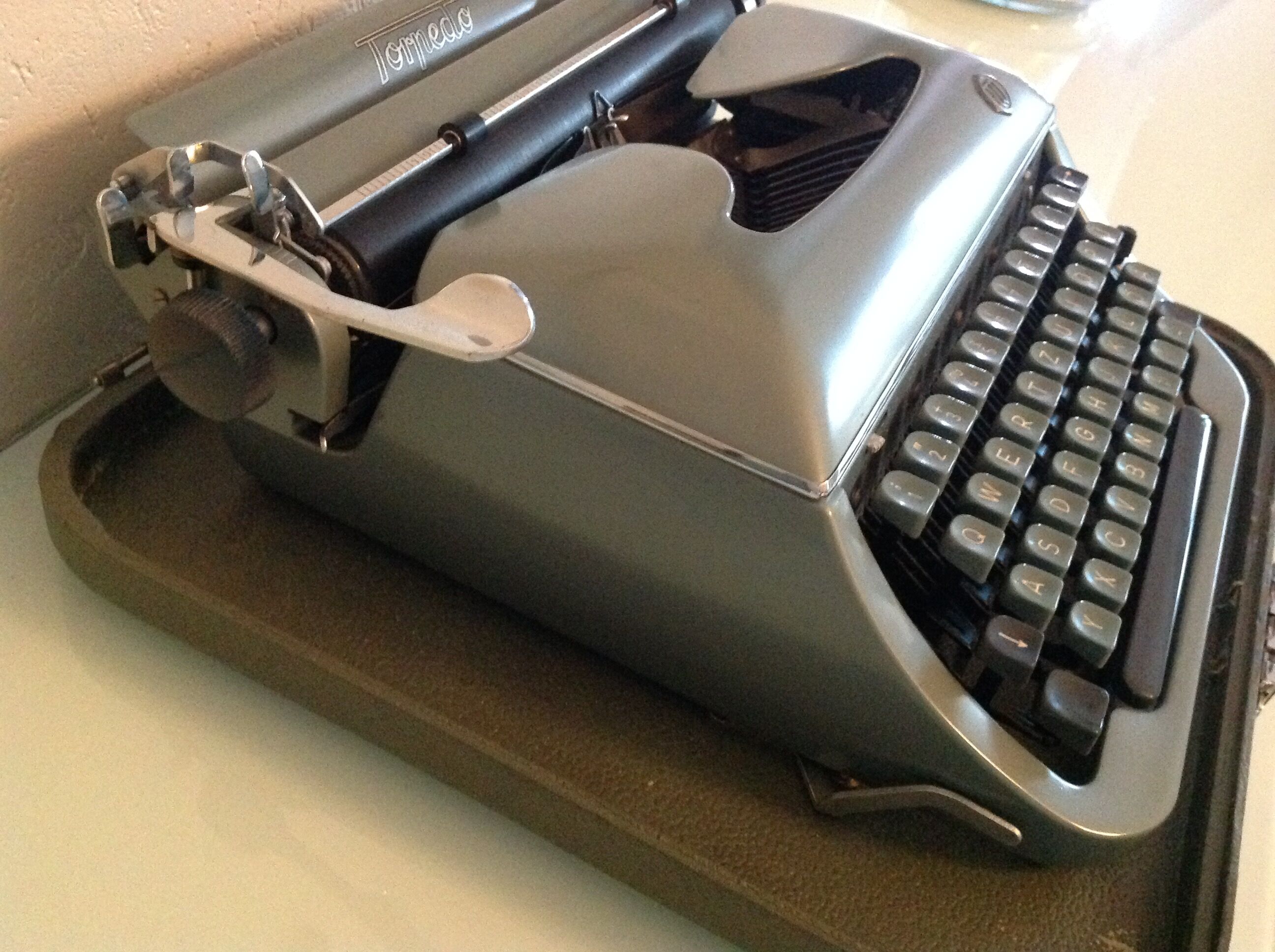 Old Torpedo Model 20 vintage 50