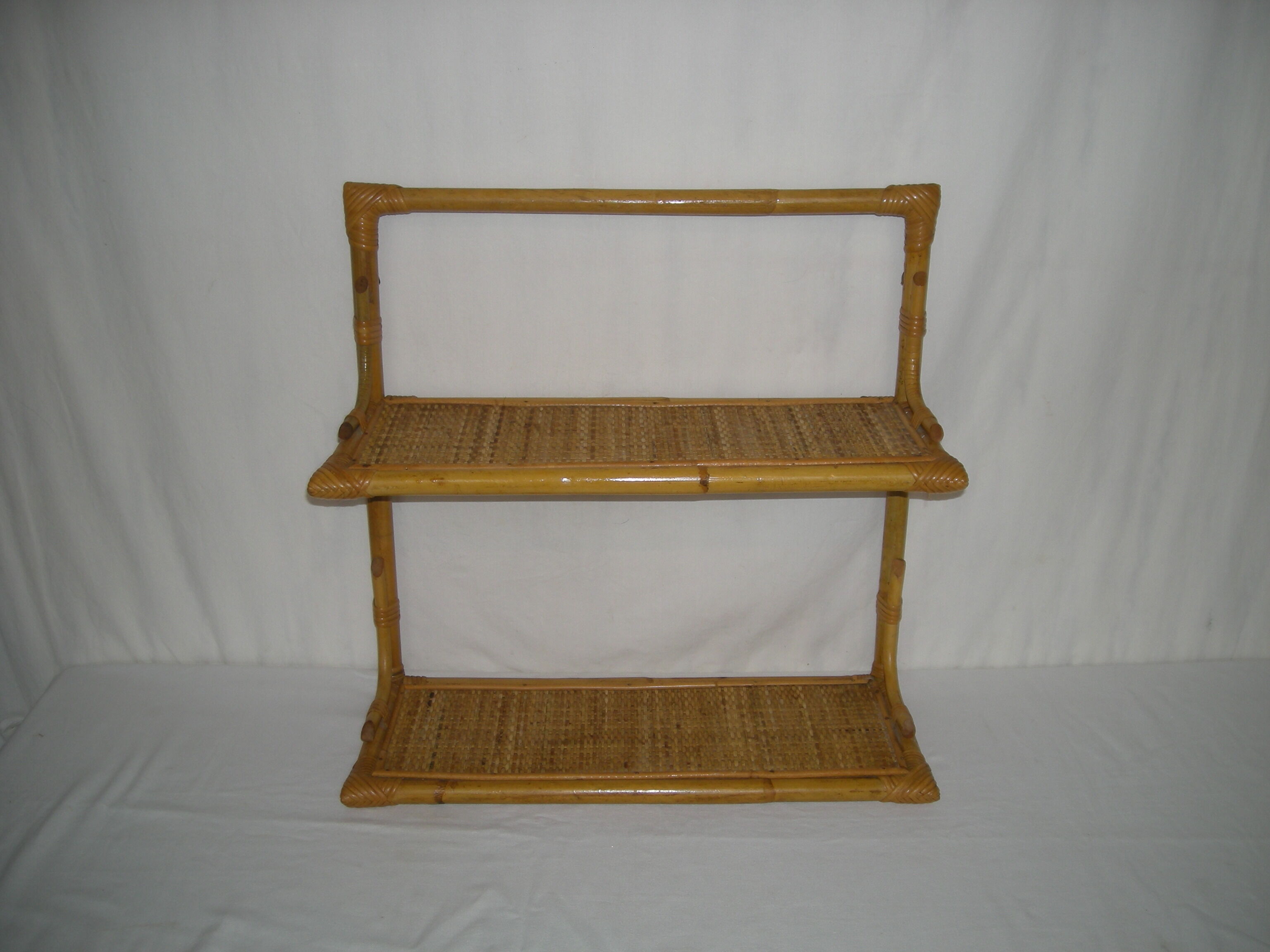 Rattan wall shelf - 60s bamboo