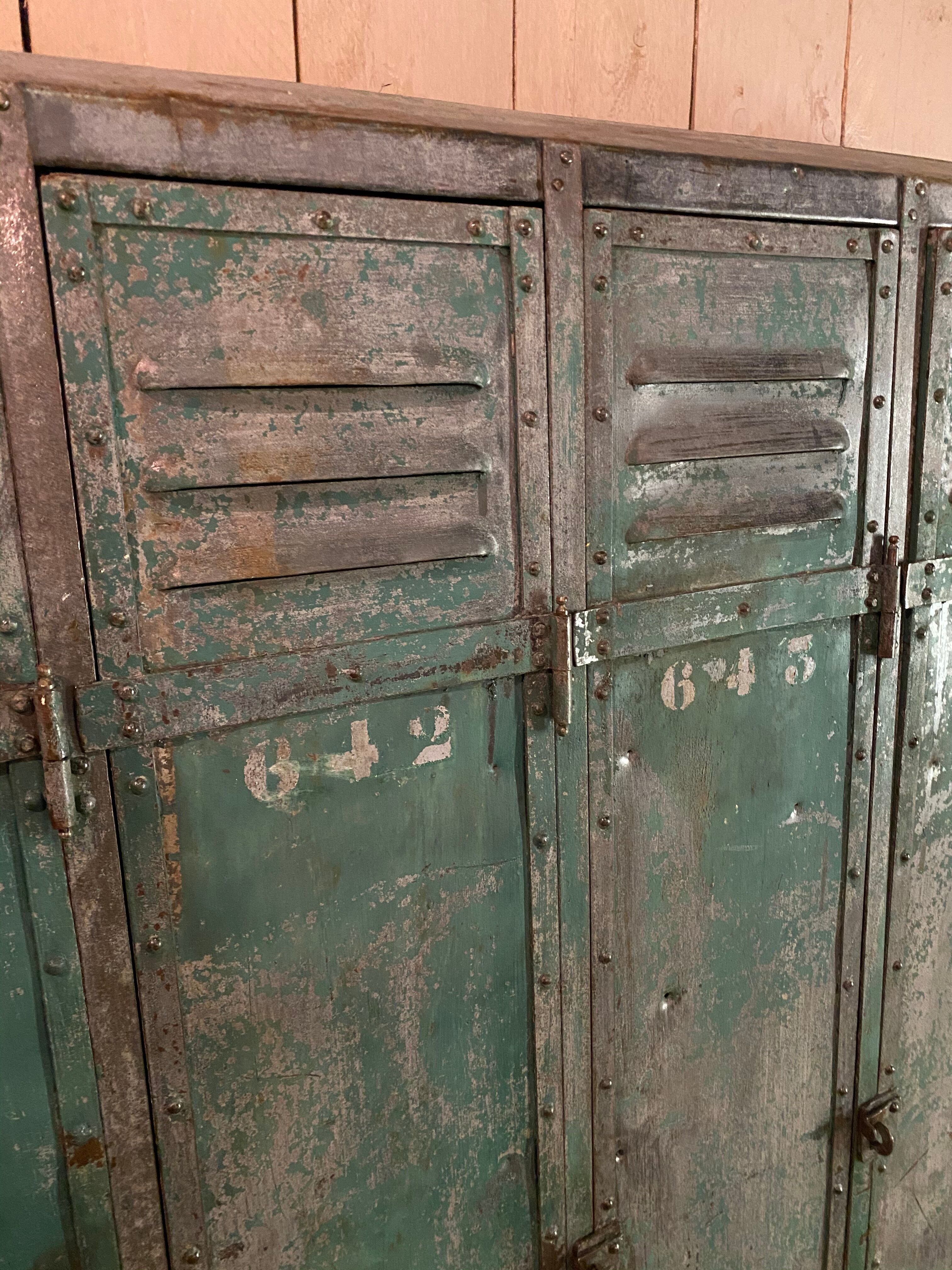 Riveted industrial vest 1920 original color