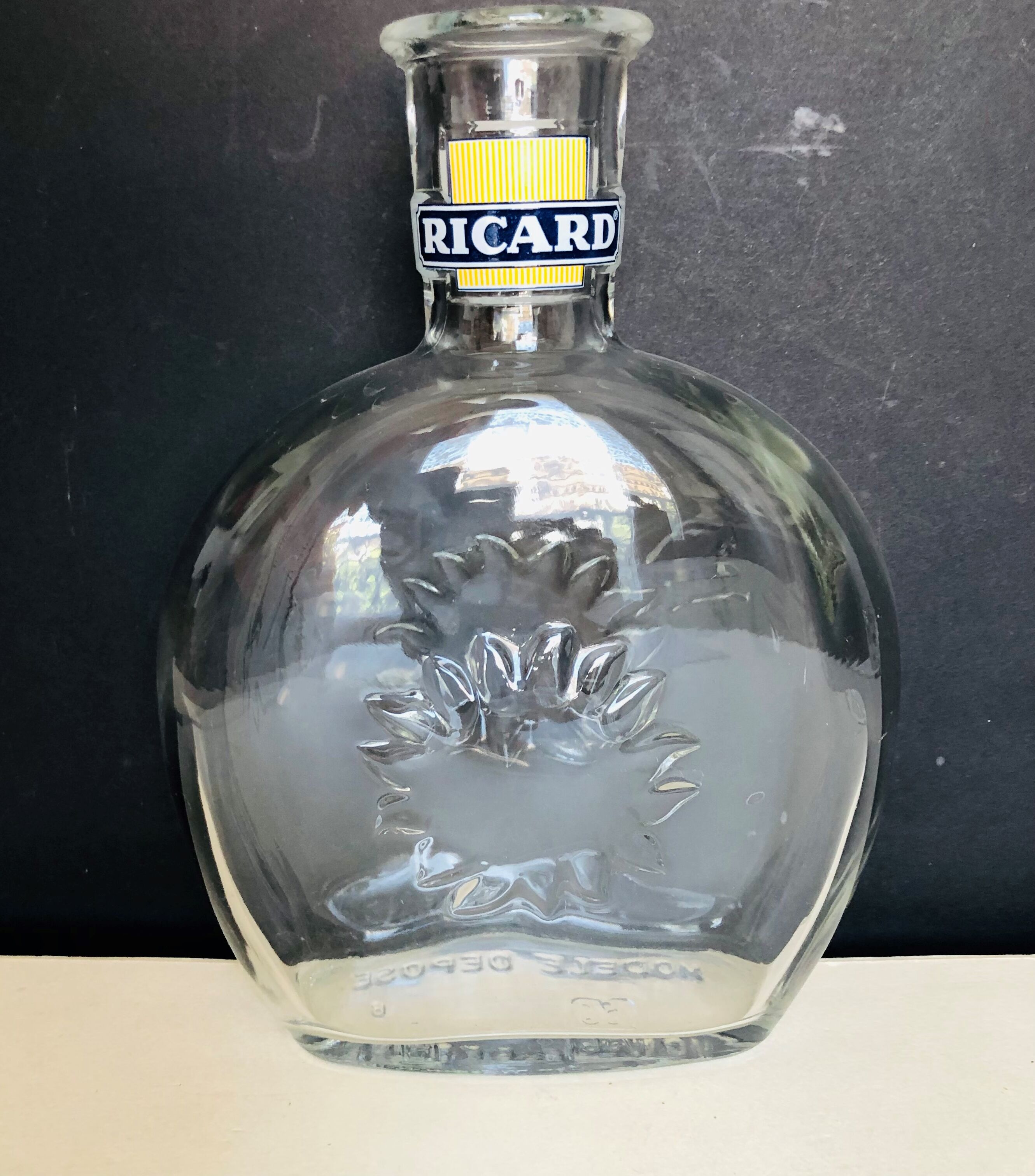 Water decanter for pastis