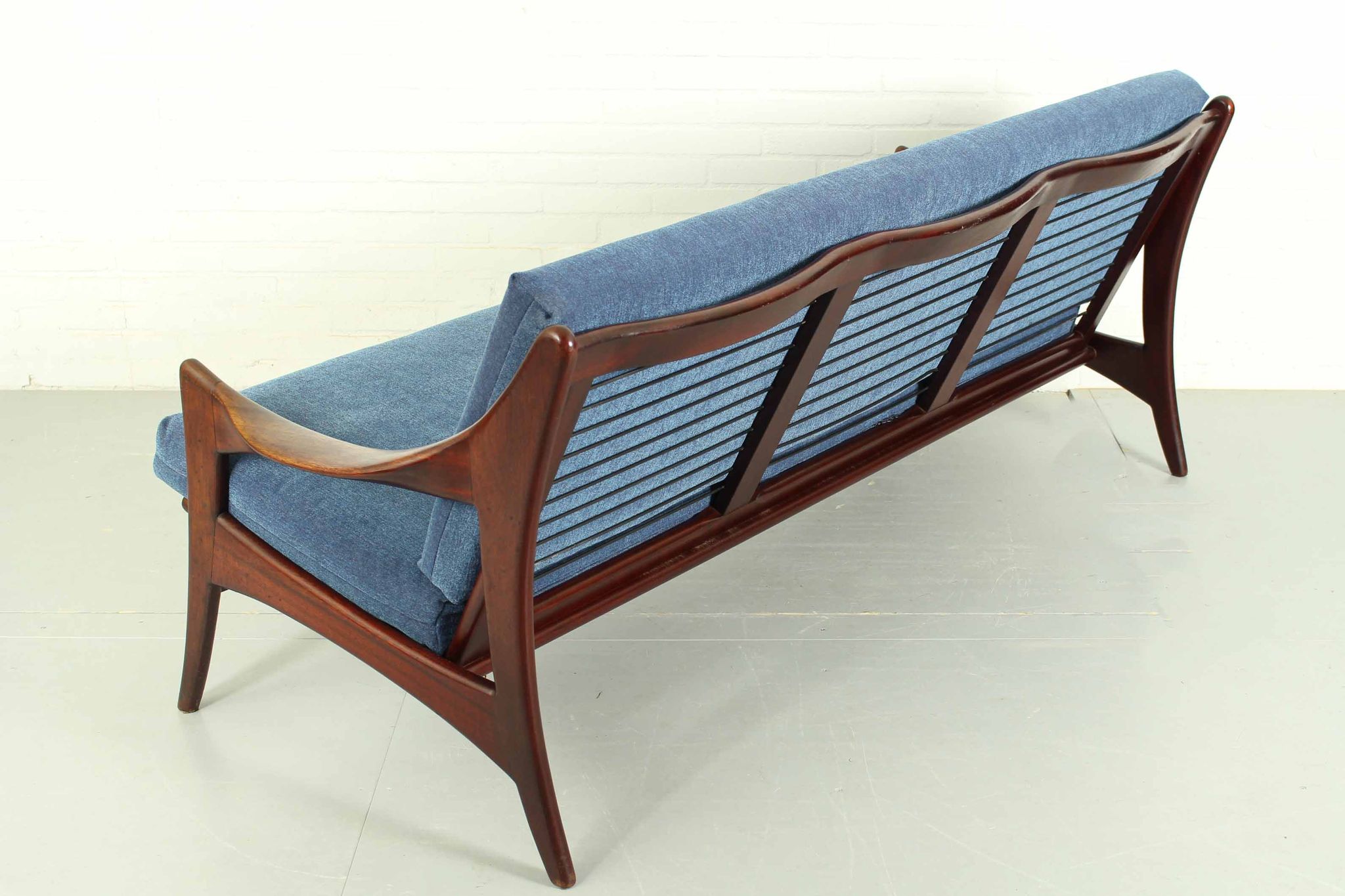 Dutch canapé design from the 1950s