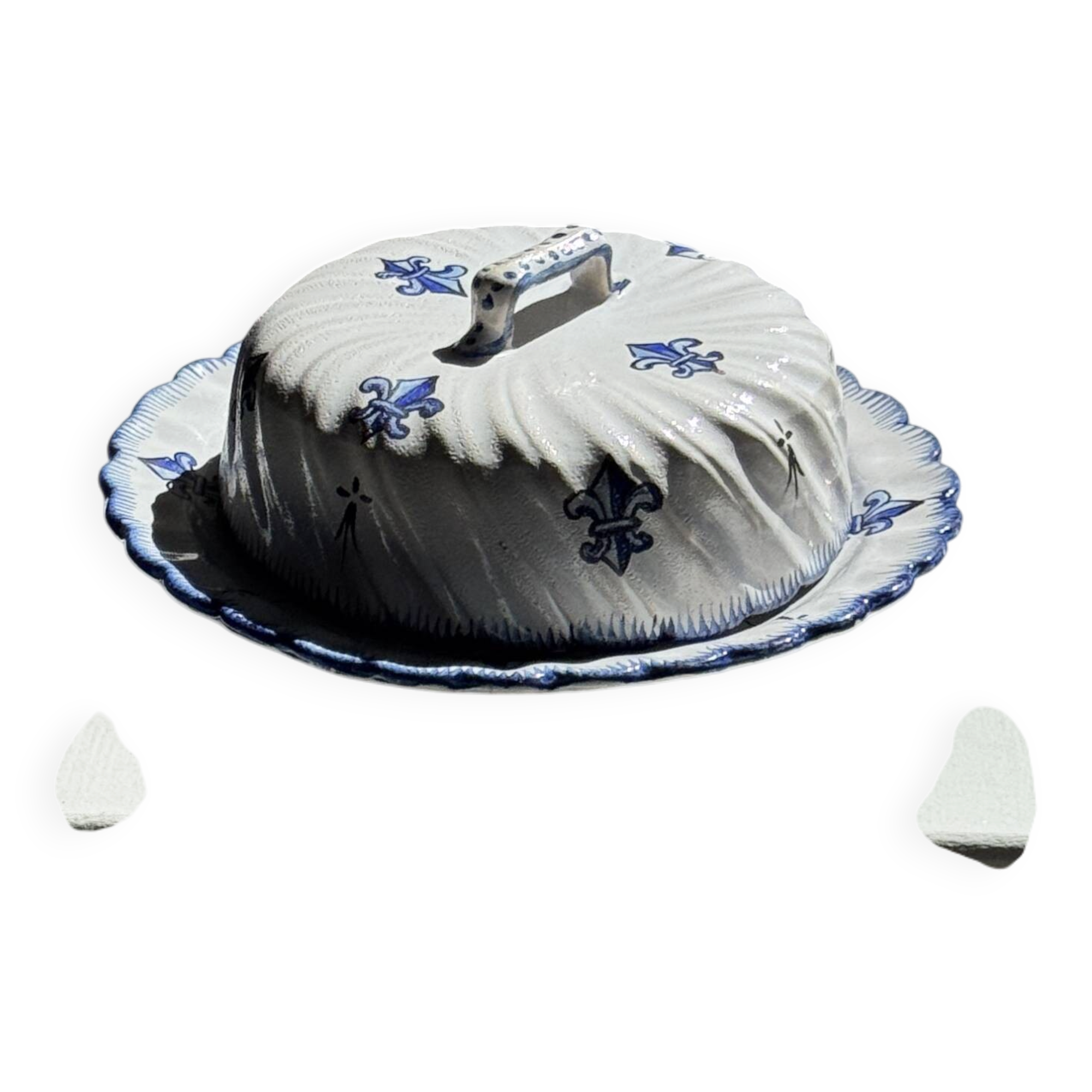 Ceramic cheese dome with lily flower decoration H7 D19