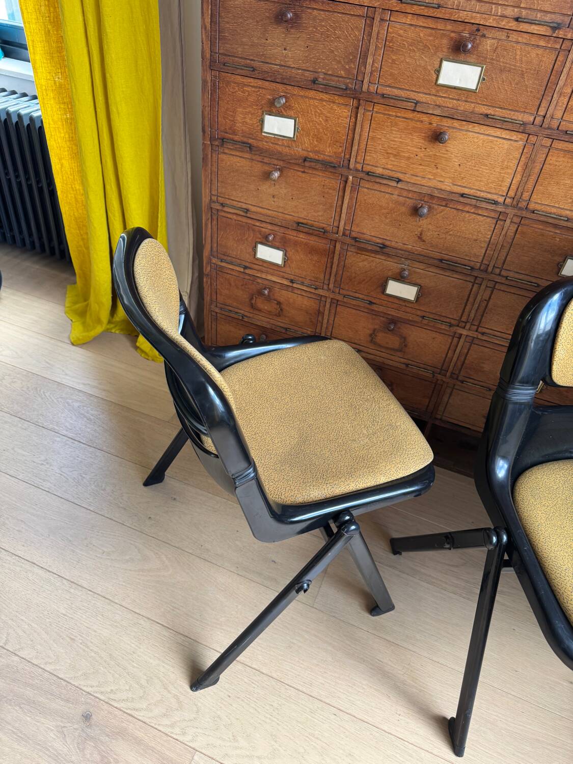 Black back chairs by G. Piretti & E. Ambas, Italy, 1980s