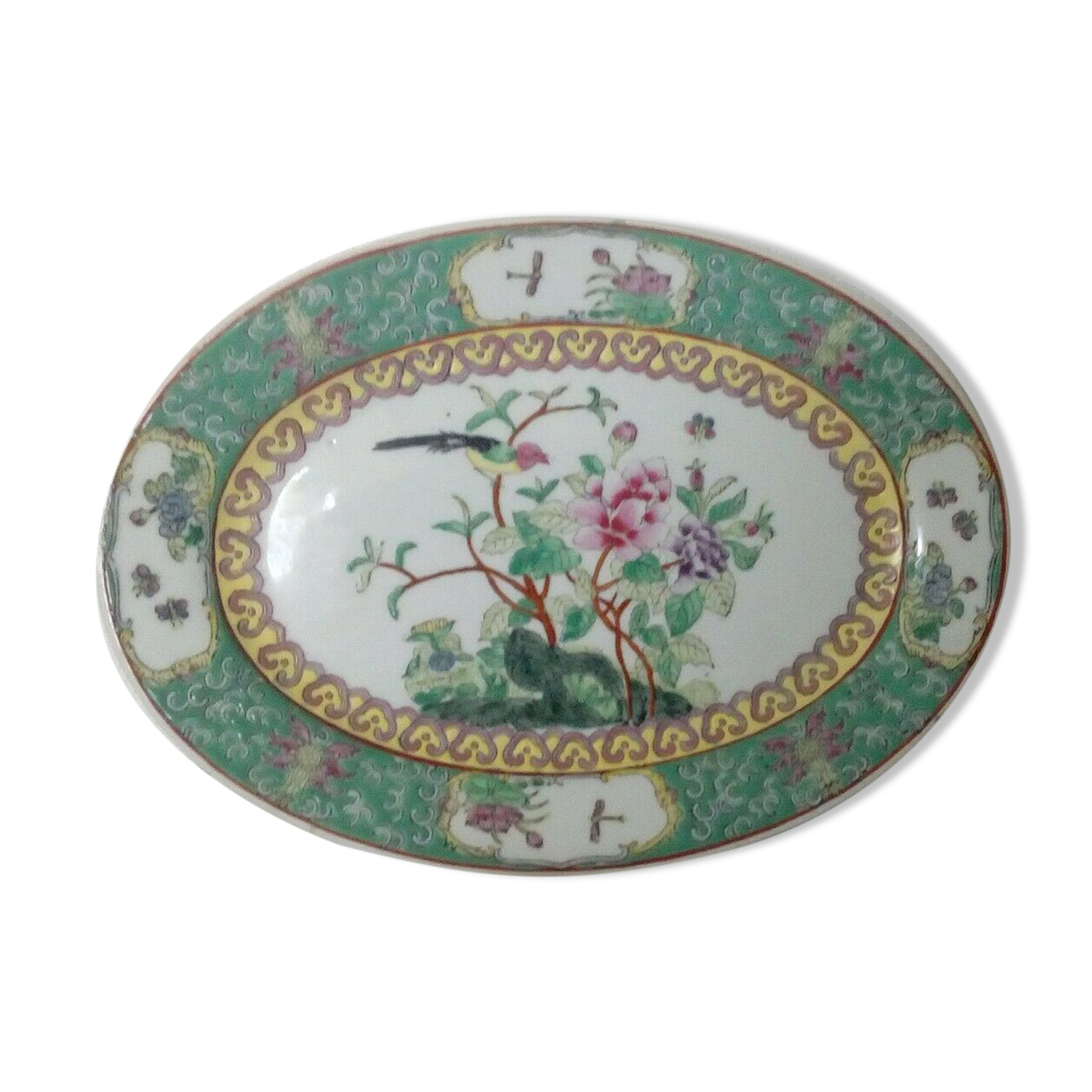 Oval dish in hard porcelain asian decor china macau