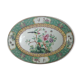 Oval dish in fine porcelain with Asian decoration from China, Macau.